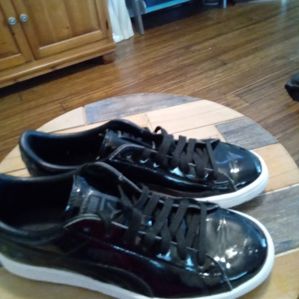 Puma Black Athletic Shoes - Picture 3 of 16